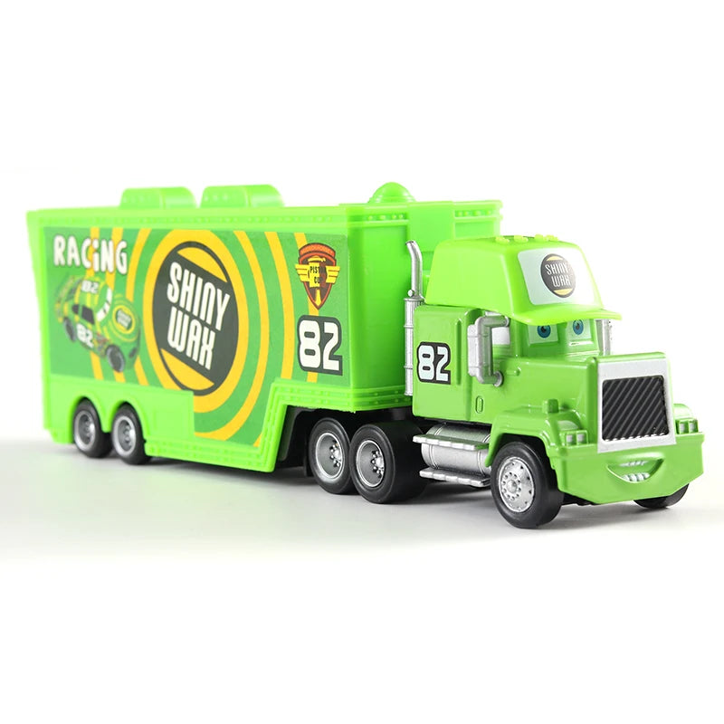 Camion Disney Pixar Cars – Modèle 1:55 (Lightning McQueen, Mack, Jackson Storm)
