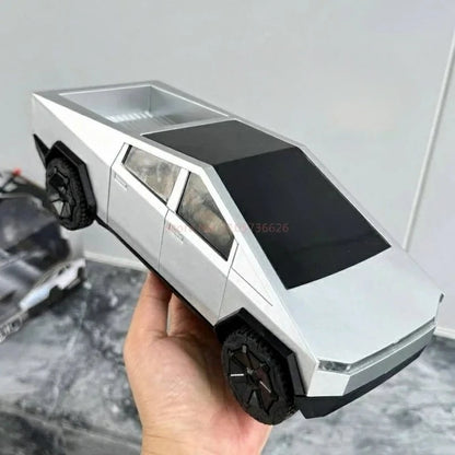 Voiture RC Cybertruck 1:12 – Modèle Offroad Télécommandé en Métal